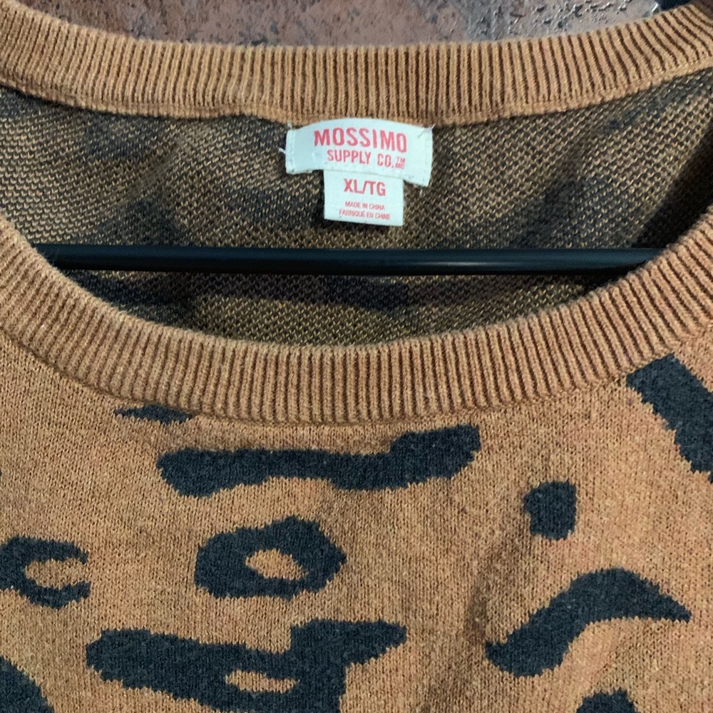 Cheetah print sweater - Picture 4 of 4